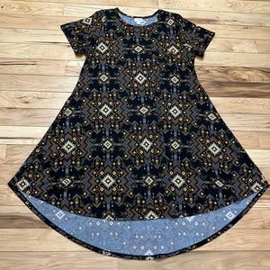 * Ladies Lularoe Carly size L